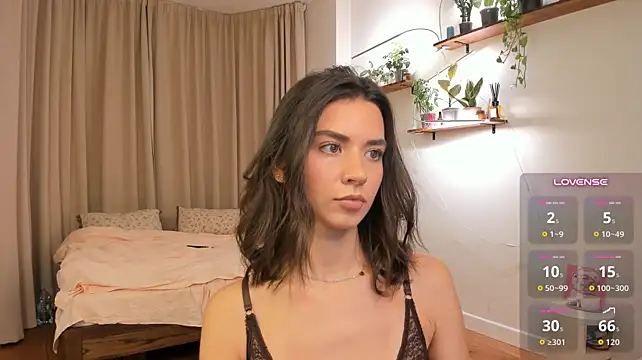 NicoleLuv - ♔ TOPLESS