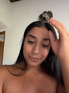 SaryJonex - PUSSY FINGERING + SPIT BOOBS