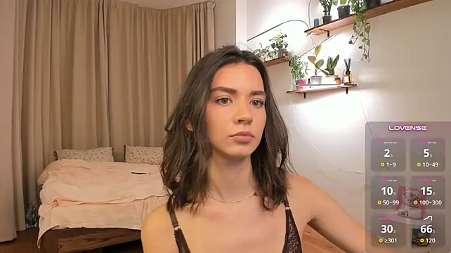 NicoleLuv - ♔ TOPLESS