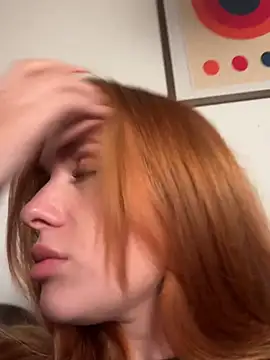 ChiaraVelvet - show my boobs for 3 min 🍑