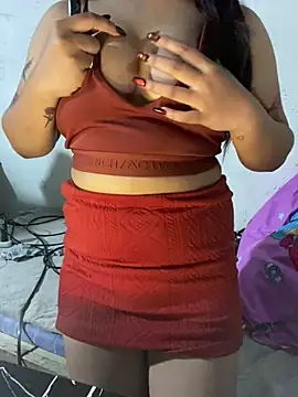SweetieeFox - make me naked and cum public first time