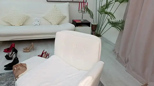Beylly - sexy naked dance