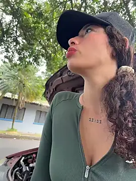 Roxyrougee - Risky Full Naked Ride Dildo in public 🎁