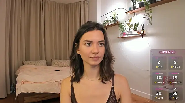 NicoleLuv - ♔ TOPLESS
