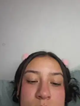 EmilyRoy77 - Dildo in my virgin pussy