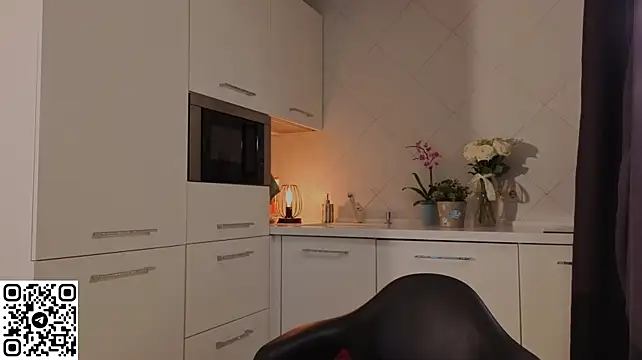 Valenora_xs - massage boobs
