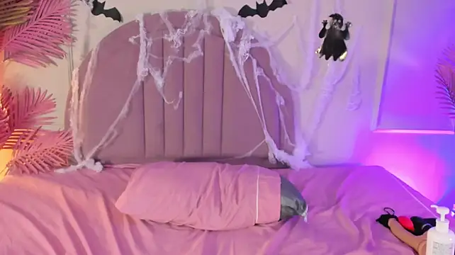 AnnieHiil - Take control and make me CUM x 4m