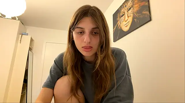 ActaedCottage - Squeeze my boobs under t-shirt