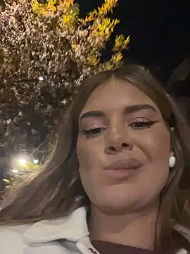 SophieeCharm - Suck U Dry