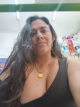 Roxana_sexy_2026 - Letting a client touch their breasts