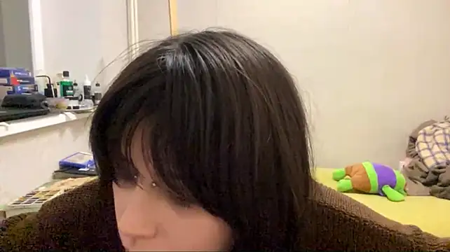 SaintMari - show and gently touch my belly ^-^