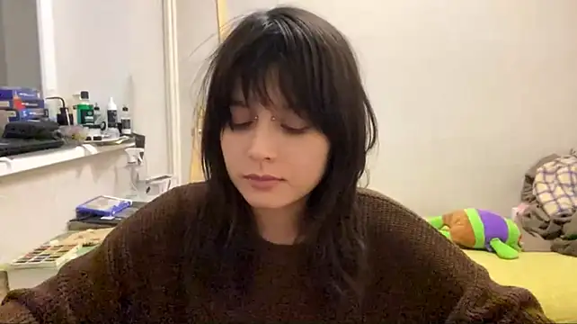 SaintMari - show and gently touch my belly ^-^