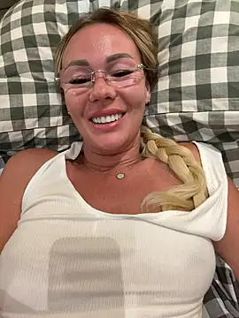 Michele_nolimi - show boobs