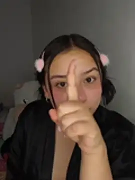 EmilyRoy77 - Dildo in my virgin pussy
