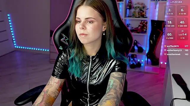 QueenAliceX - Give me pleasure