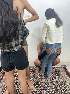 Jaan_jiya - Show pussy both girl