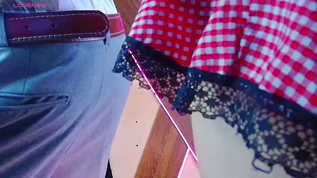 Lizzysubextrx - Liz cross tie+Domi Mia clit+Machine Liz