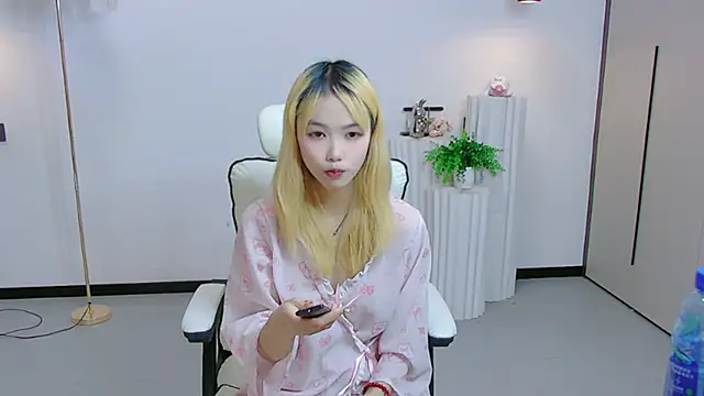 Sexy-girl-feifei - 上空30分钟加m腿揉豆豆五分钟
