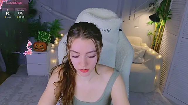 Lana__Cute_