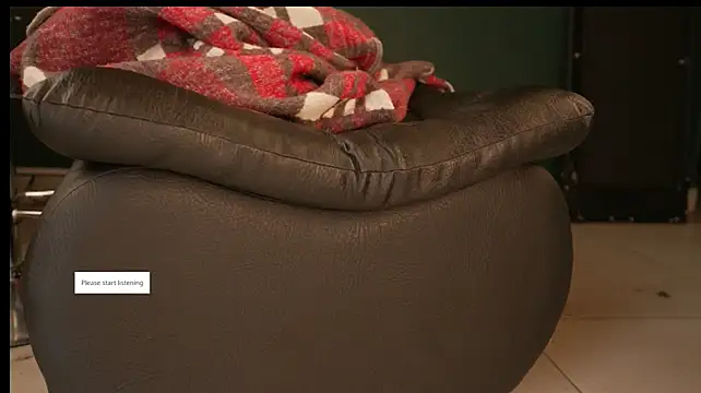 ScarletAmazon - clean my feet bitch
