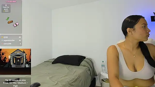 Luna_Cami4