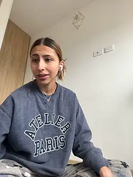 Ameellie - TOPLESSS+OIL IN BOOBS+1minControltoy