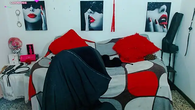 Mylygrey - big squirt and domi in pussy