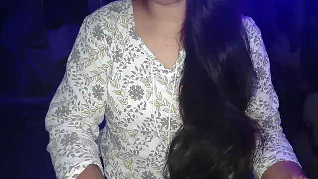 Bold_Beauty_07 - show pussy