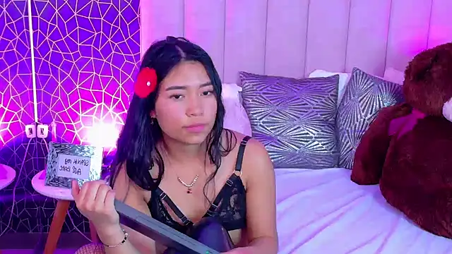 Hanaluna_ - Toples + massage my tits