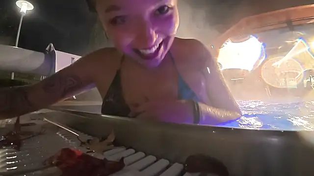Bitch_Marley - Finger in Pussy puplic