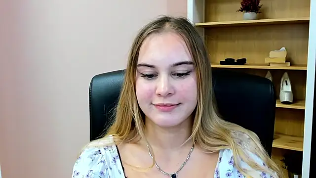 Kitty_valeria - Let me dance for you <3