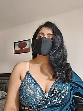 Cute-Maanvi