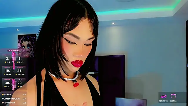 Dafnne-xxx's Live XXX Chat