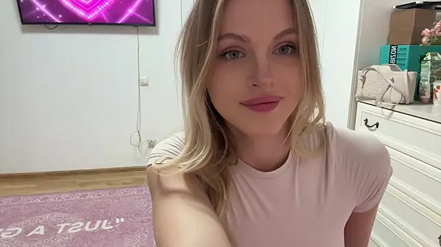 UnwedGrist - Slow shoulder and collarbone tease