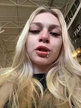 AngelinaTous - I'll show my ass + spank 5 time🍑