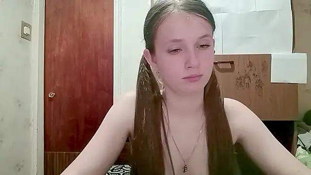 CecilleSollors - Dance my naked ass or i dres up
