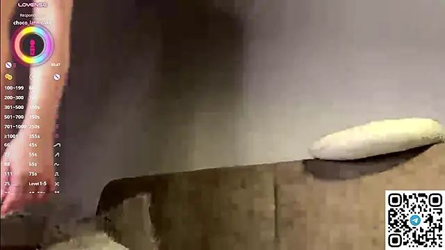 PetulaGunton - Help me take off my sexy top🥵🥵