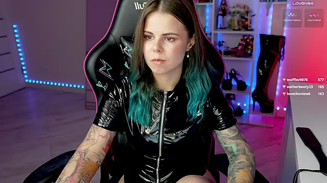 QueenAliceX - Give me pleasure