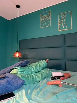 Miafarrog - oiling my big ass