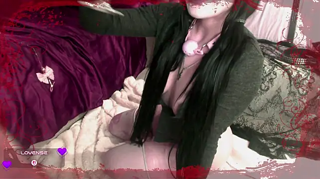 Metatat - play pussy in doggy