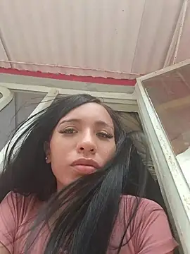 Marly_lovee - Show Tits
