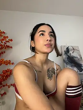VictoriaHiill - ride big dildo🔥