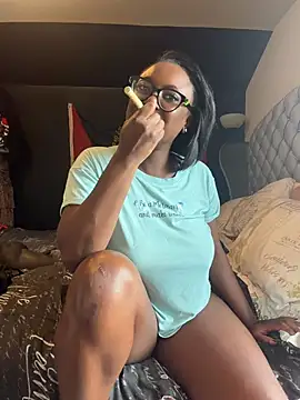 TrueeFantasee - Spoil me