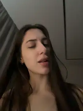 BOOMFOXY - 🥵 rub sweet pussy with Naked TITS out🌿