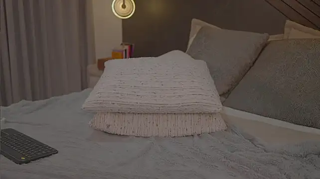 Evamorettii - ❤️Dildo Play❤️