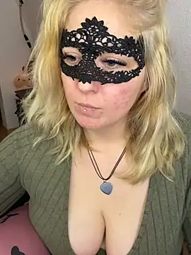 -CurvySecret- - 💦Doggy Position and Shake Ass