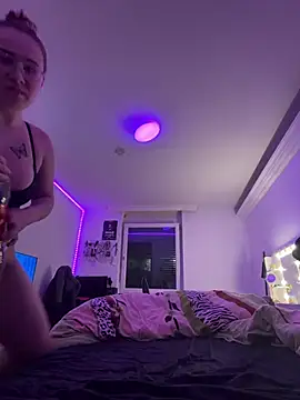 MarieHofer19 - one boob out 1min 💕