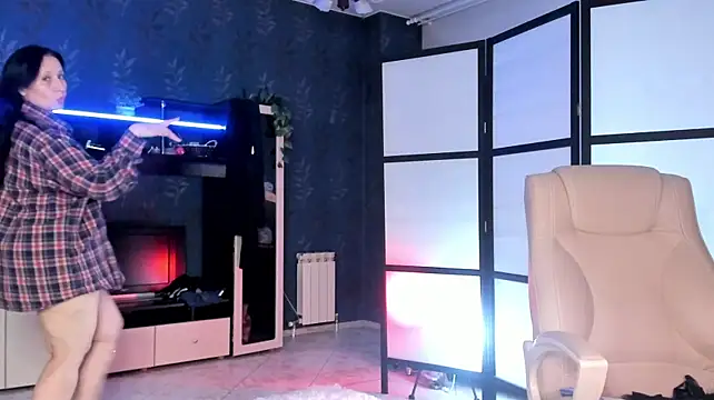 Lucky_Milf - kiss