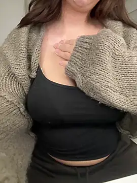 Miiss_Mystique - Show boobs with nipple
