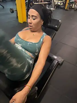 Charlotte_bayron02 - carrot in my cunt cum